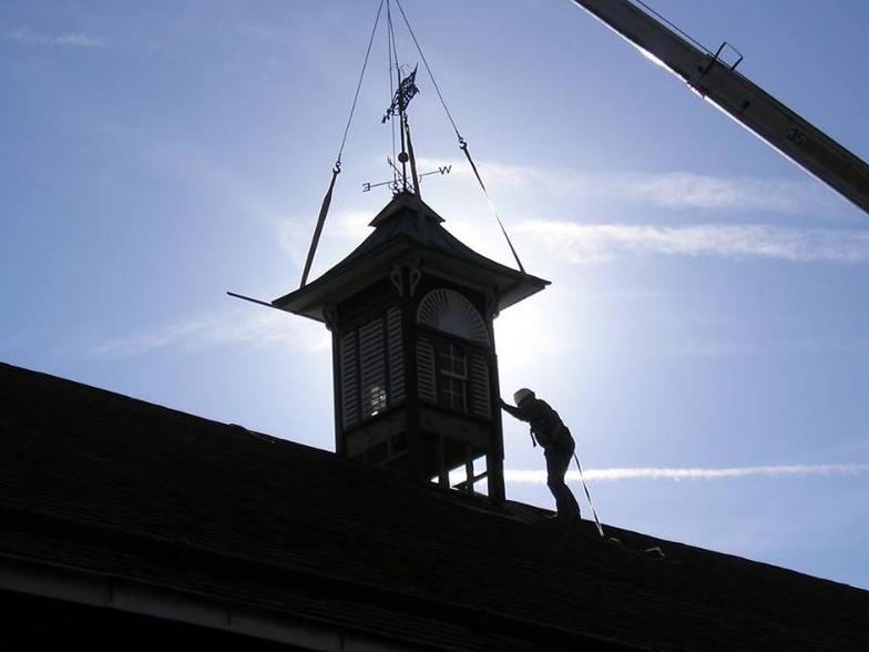 Lowering the new grand cupola in to place, 2004